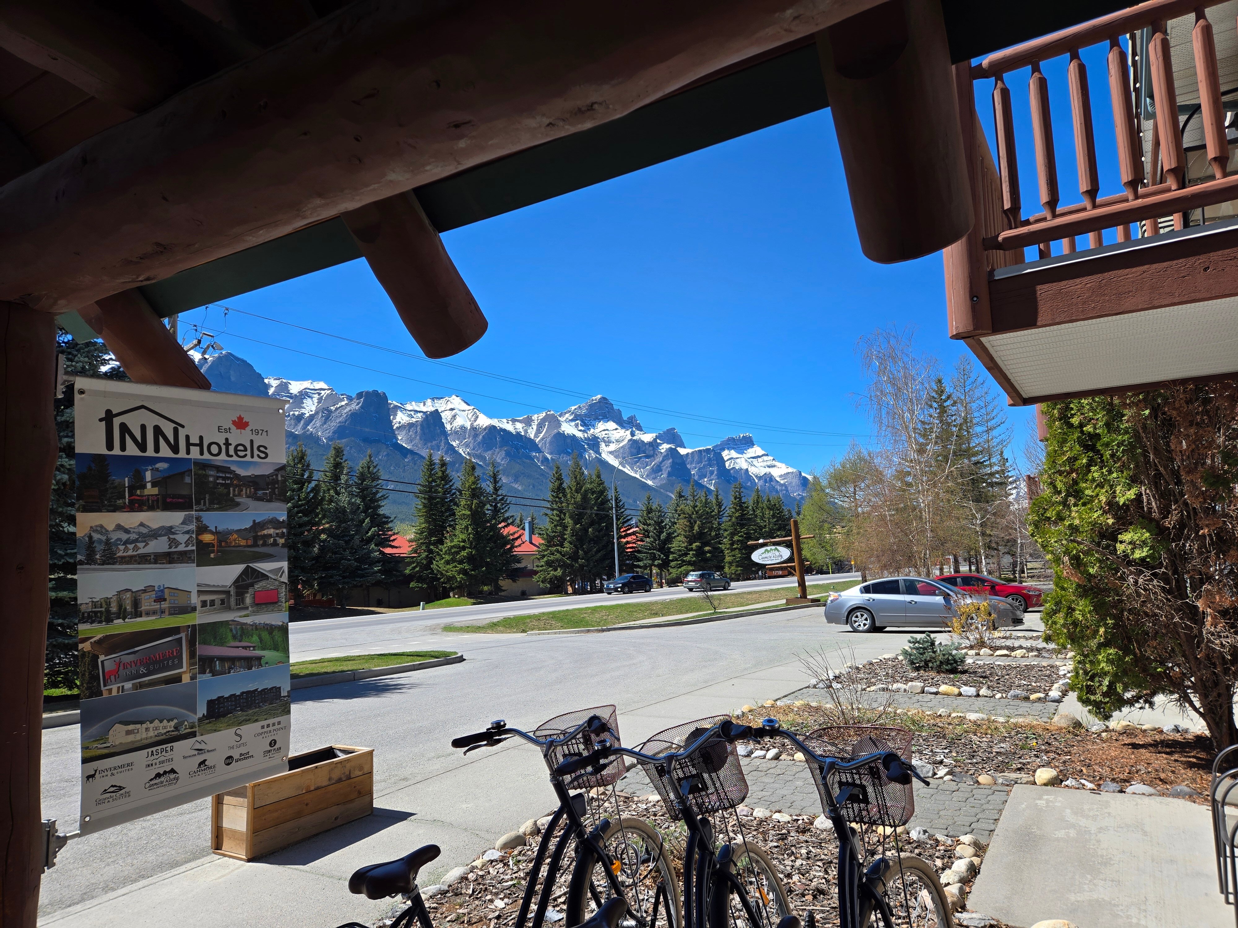 Canmore Rocky Mountain Inn-官方
