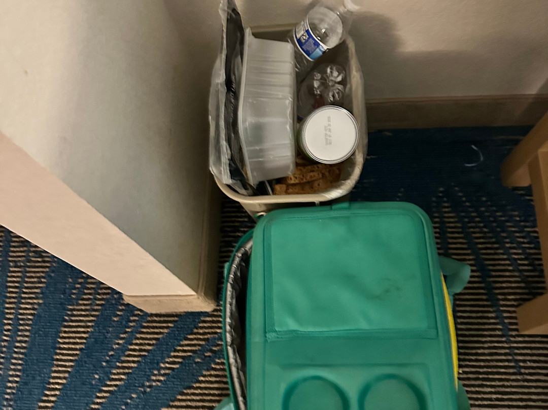 Days Inn & Suites by Wyndham Wynne主图