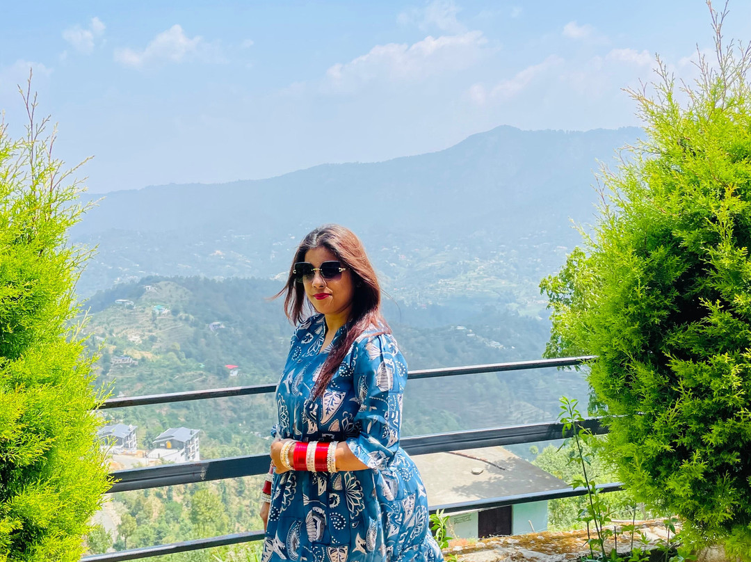 Himalayas By The Lake Hill主图