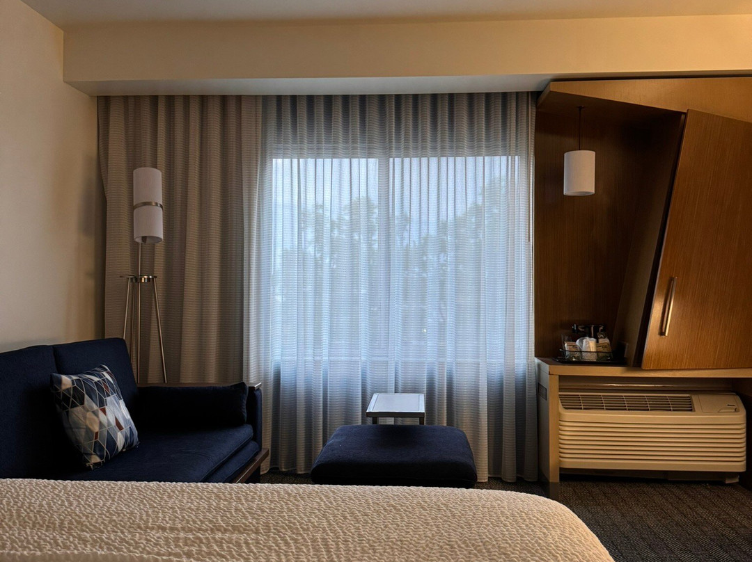 Courtyard by Marriott St. Louis St. Peters主图