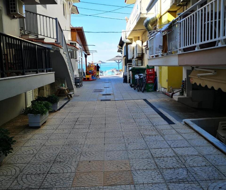 Gatos Beach