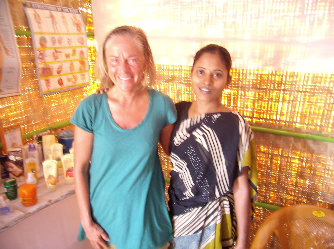 Holy Basil Ayurvedic Center-安朱纳必去景点