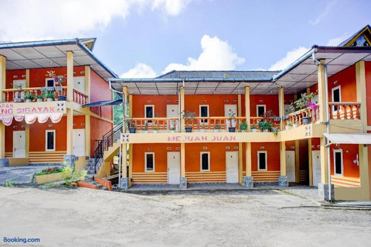 OYO 93780 Rudang Rudang Sibayak