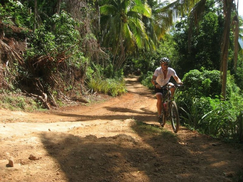 Baracoa Bike Rental-Baracoa必去景点