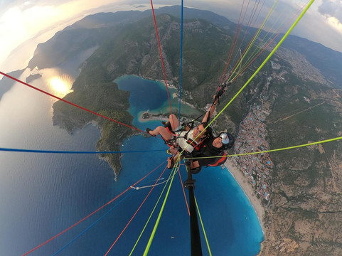 Fethiye Yamac Parasutu-厄吕代尼兹必去景点