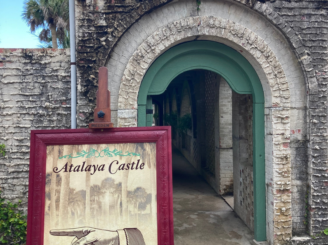 Atalaya Castle-默勒尔斯因莱特必去景点