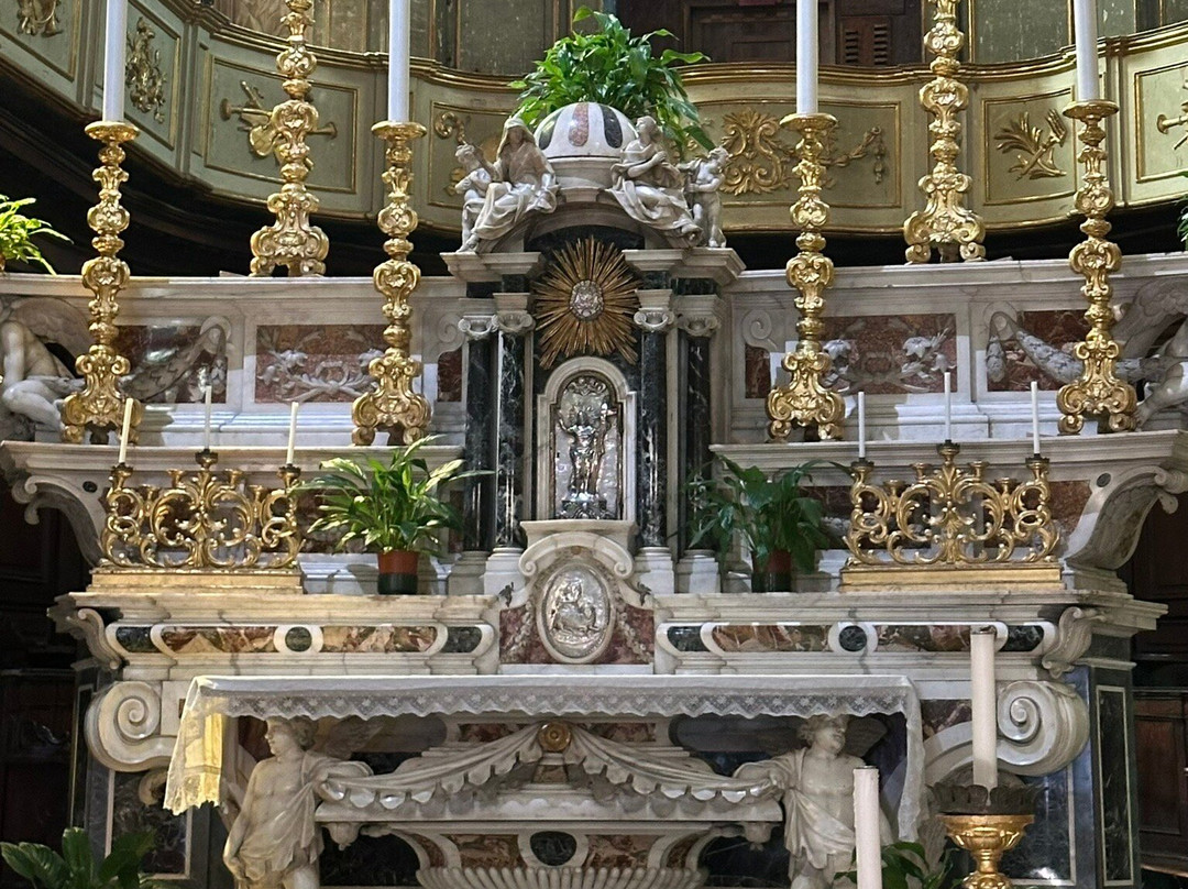 Basilica San Biagio-菲纳莱利古雷必去景点