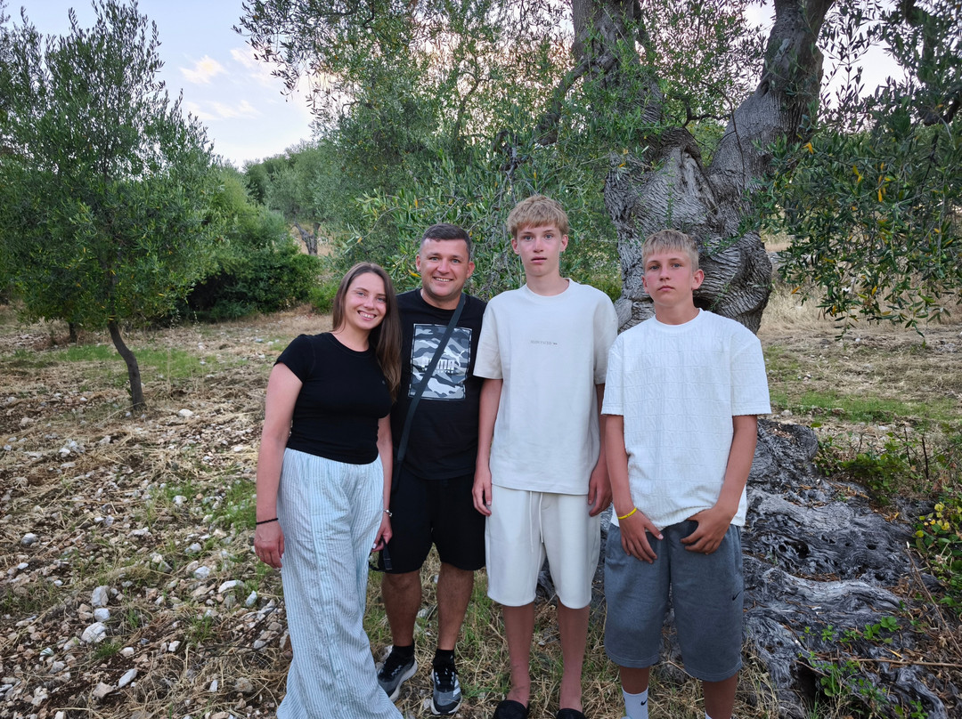 Olio Biscotti-维耶斯泰必去景点