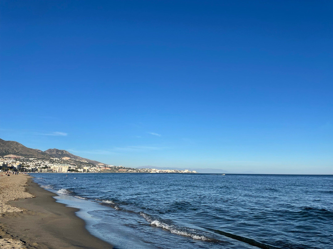 Playa de Fuengirola-福恩吉罗拉必去景点