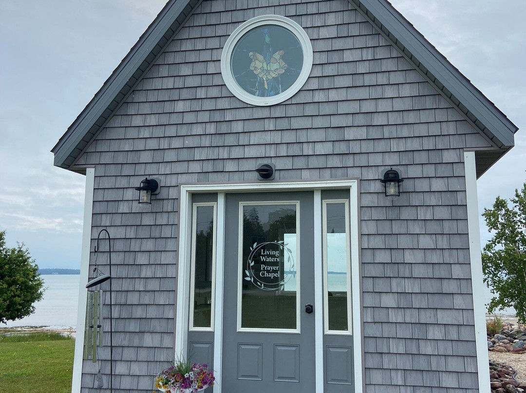 Living Waters Prayer Chapel-Naubinway必去景点