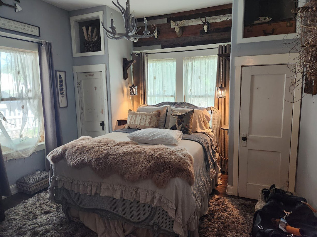 High Cotton Cottage Bed and Breakfast