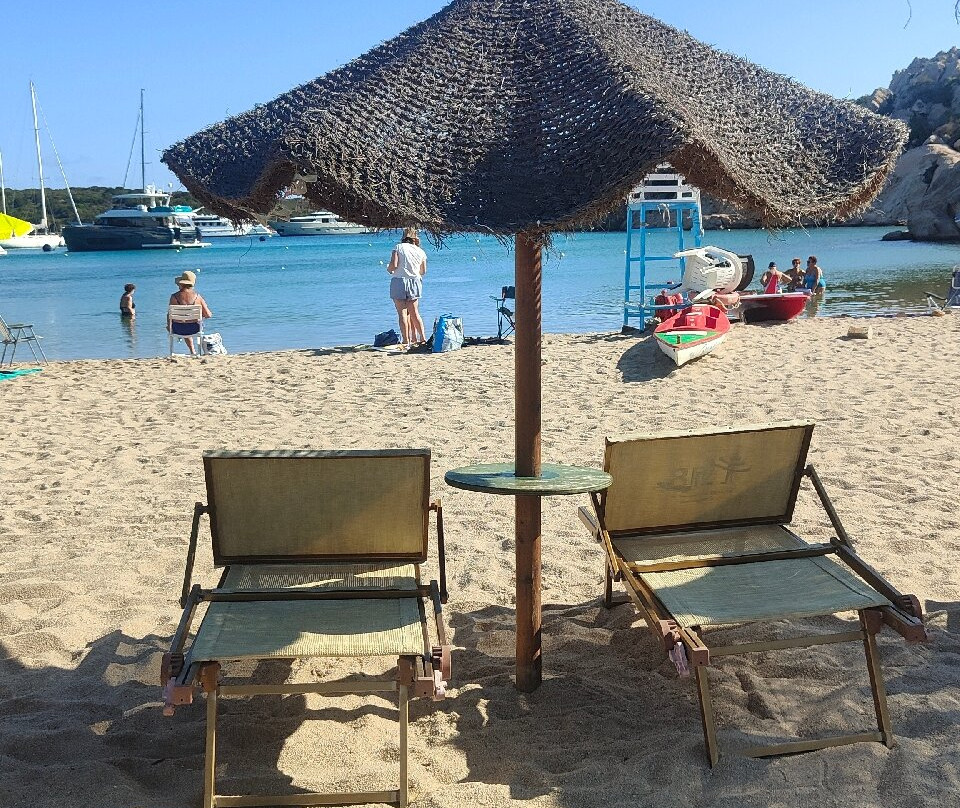 Spiaggia di Cala Spalmatore-拉马达莱娜必去景点