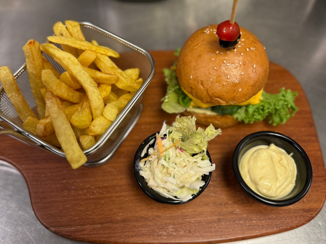 Best Western Premier Garden Hotel Entebbe主图