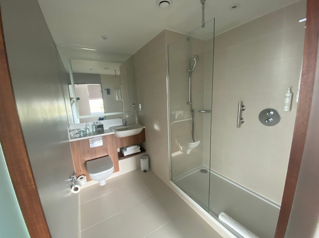 Courtyard London Heathrow Airport主图