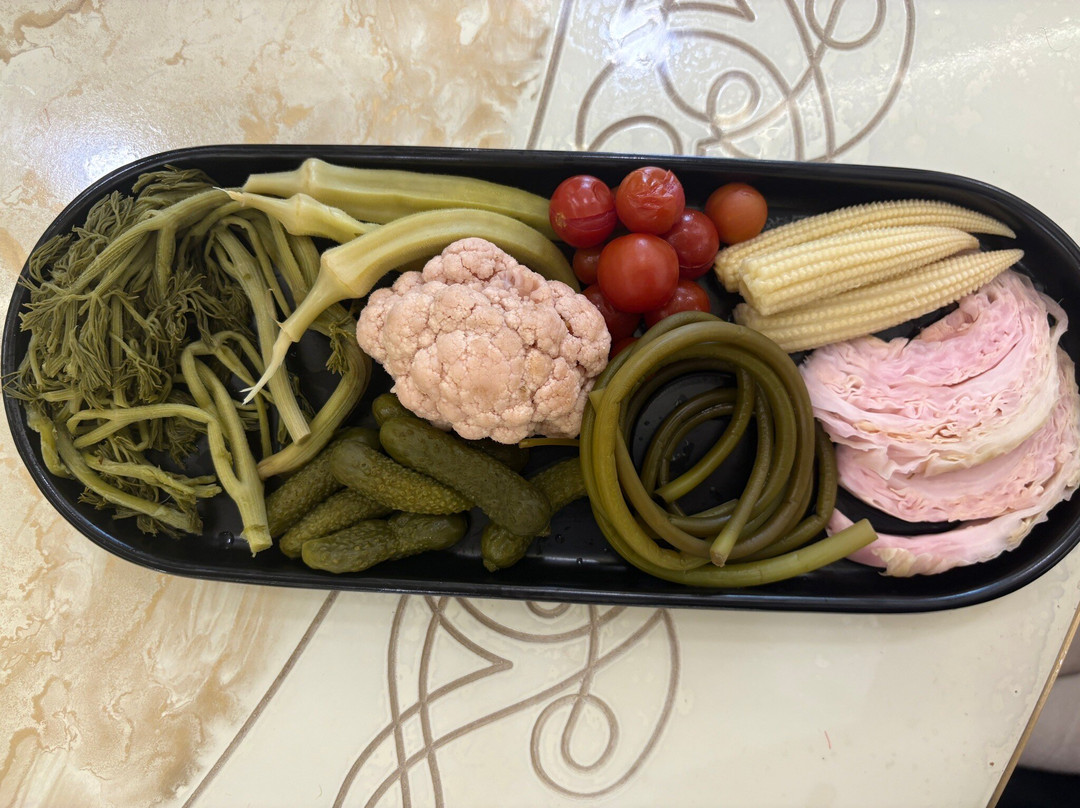 Ghars Garden Restaurant