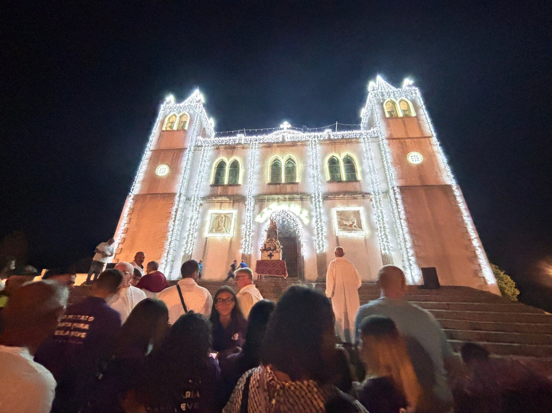Basilica di Santa Maria della Neve-Cuglieri必去景点