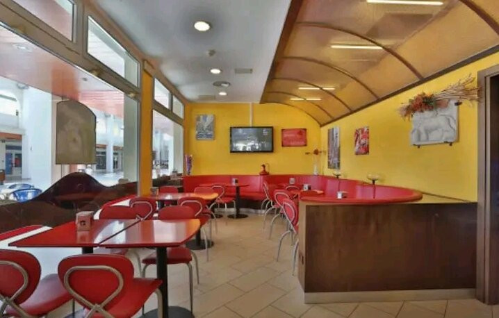 Gelateria Pizzeria Ice Delfino