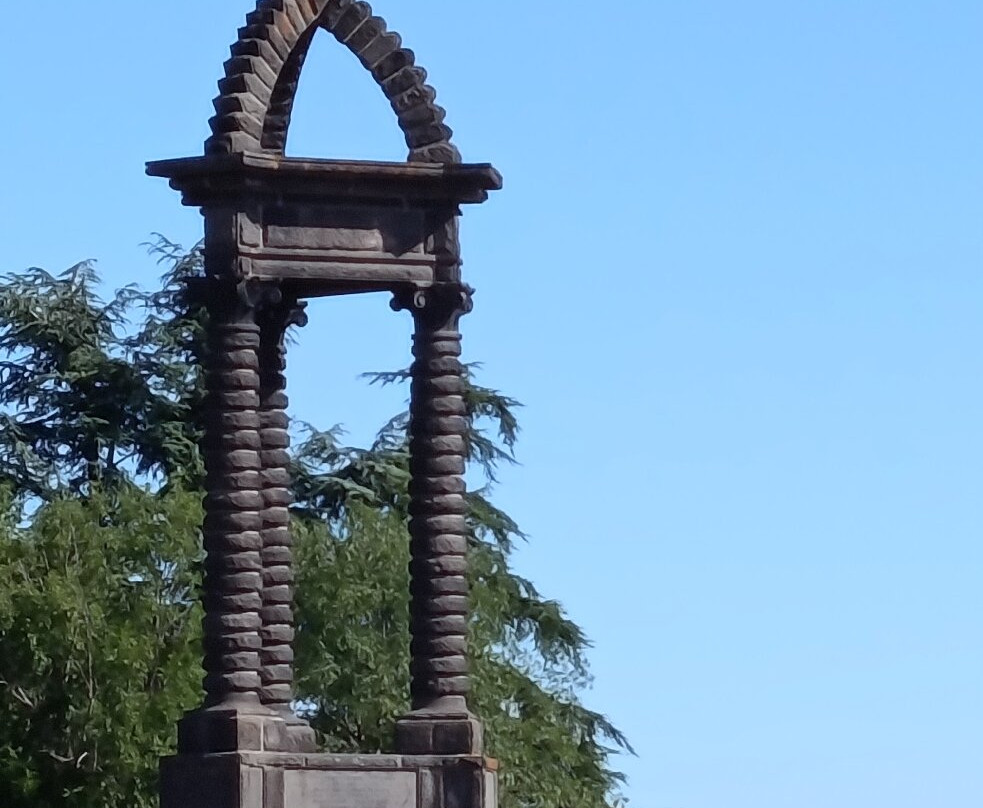 Plateau de Gergovie-La Roche-Blanche必去景点