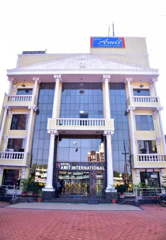 Hotel Amit International主图