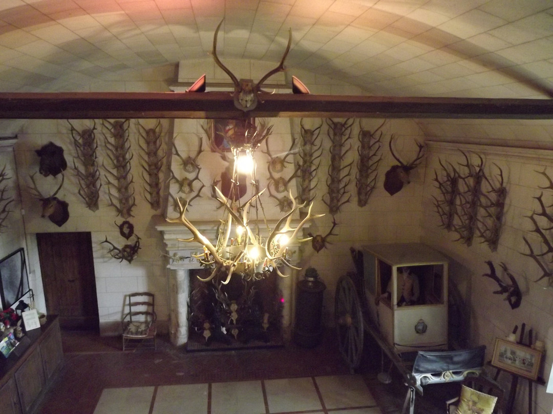 Château de Champchevrier-Clere-les-Pins必去景点