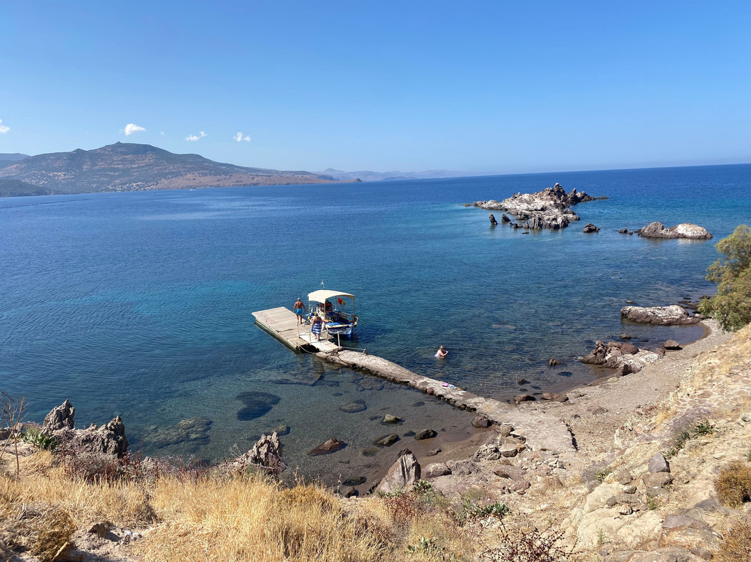 Escape Boat Trips-Molyvos必去景点