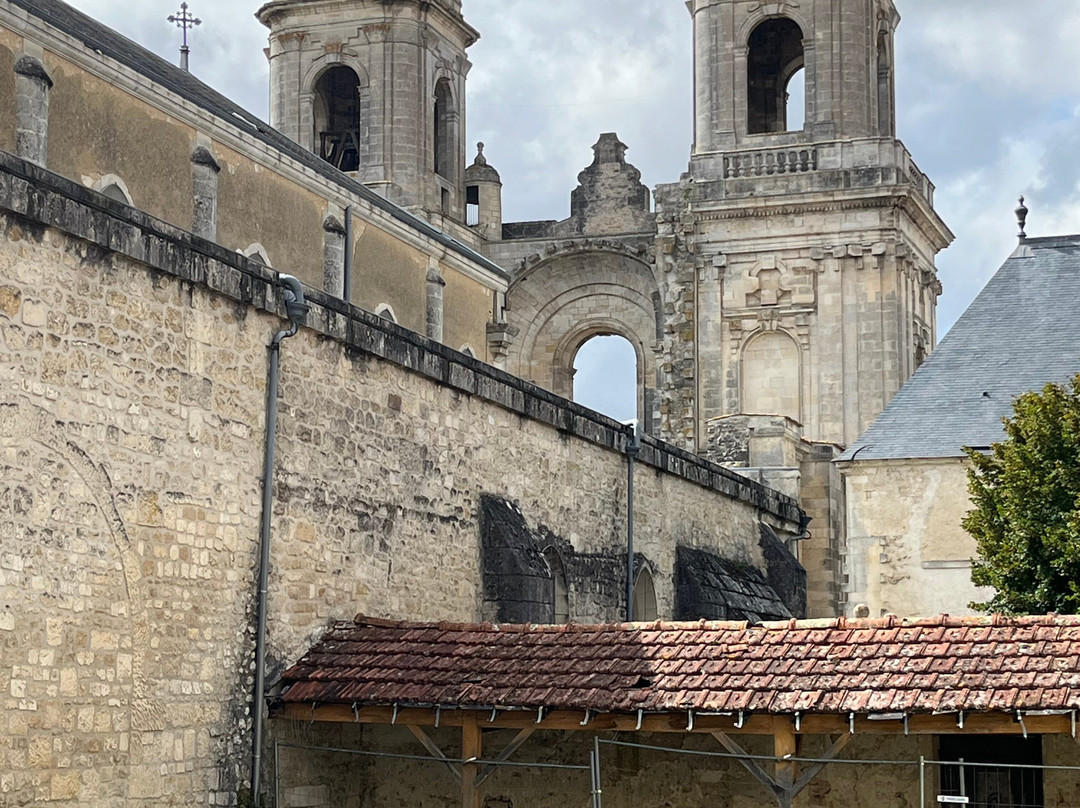 Tour de l'Horloge-Saint-Jean-d'Angely必去景点