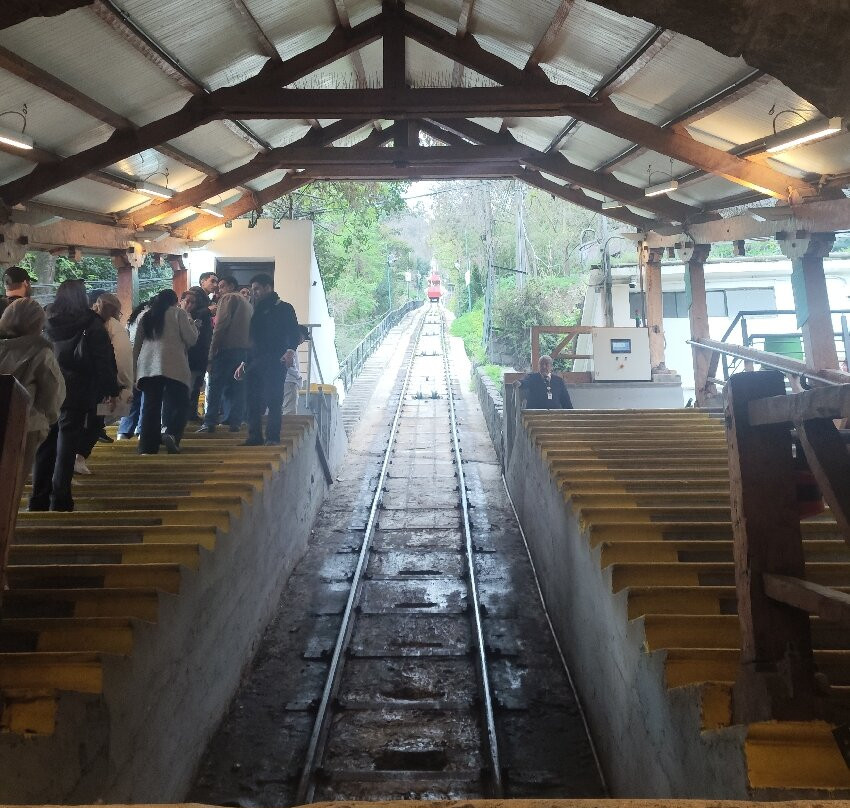 Funicular de Santiago by Turistik-圣地亚哥必去景点