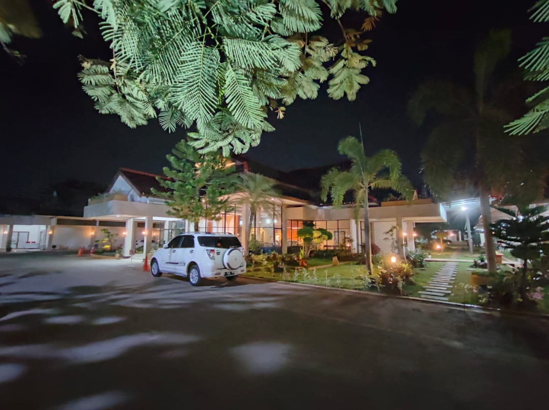 Grand Trisula Hotel Indramayu主图