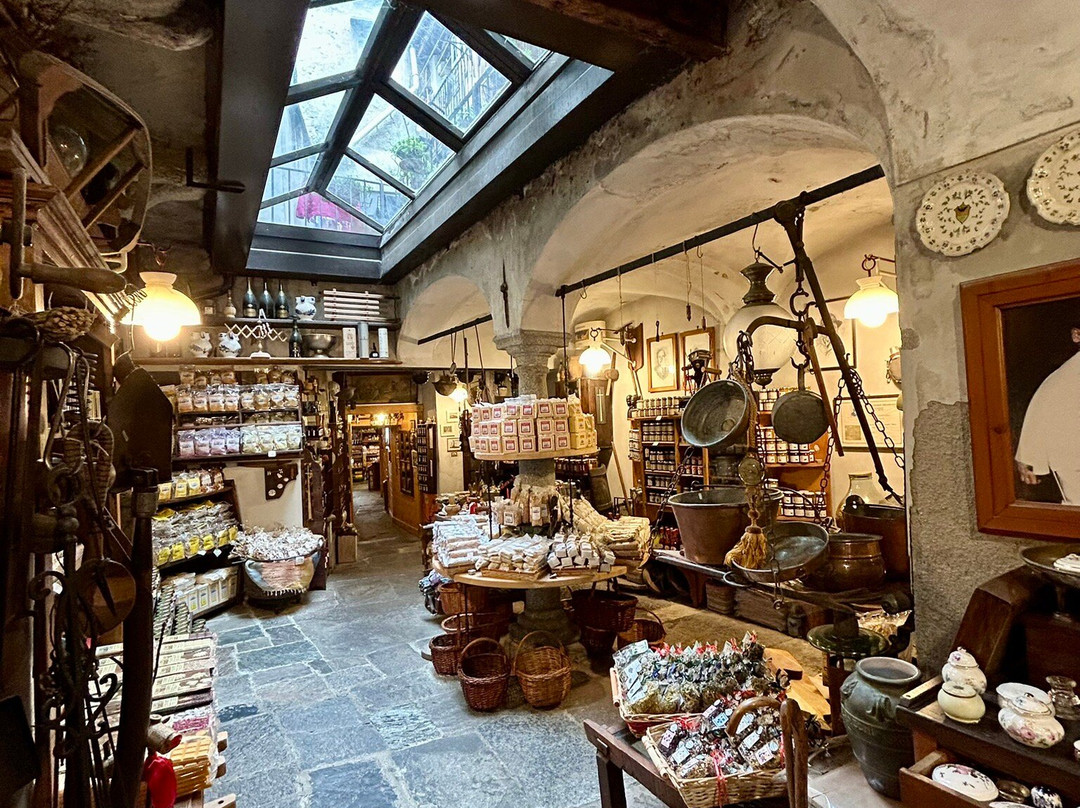 Fratelli Ciapponi-Morbegno必去景点