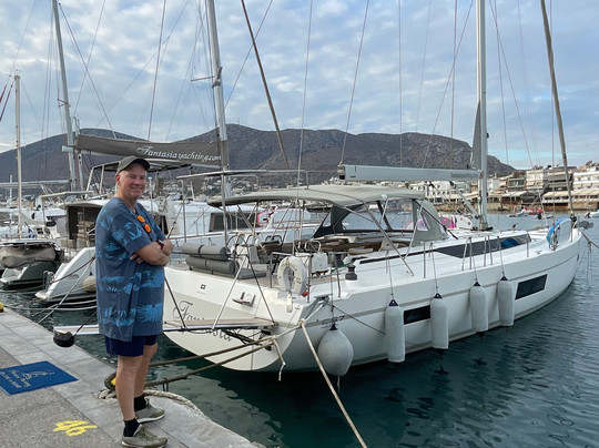 Fantasia Yachting-赫索尼索斯必去景点