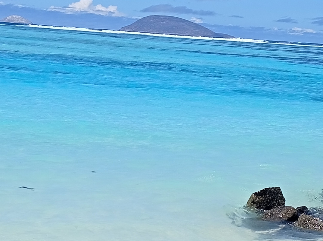 Le Ti Bato-Tartane必去景点