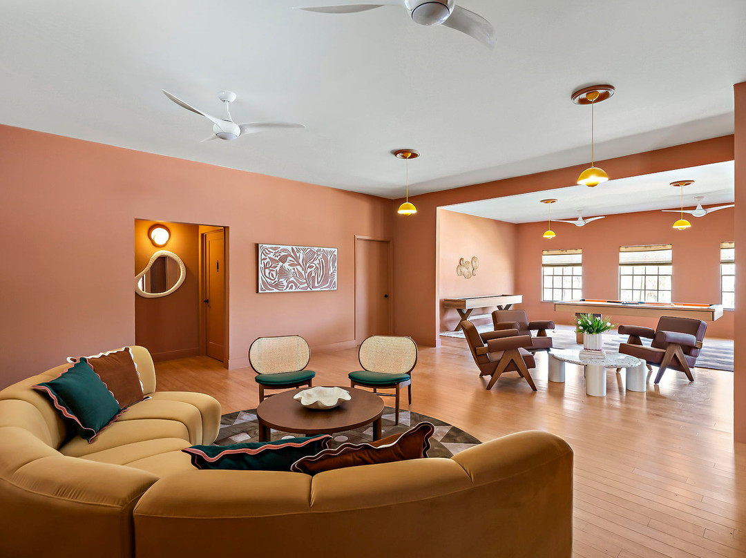 Del Sol Coffee & Cocktails