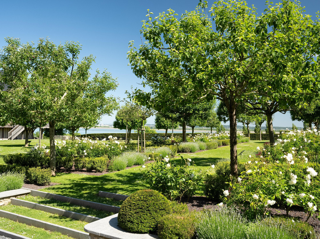 圣西米恩农场酒店主图