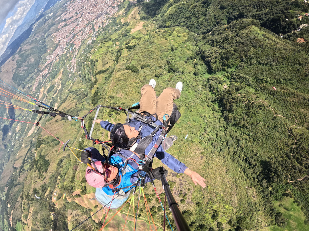 Air Adventure paragliding-San Felix必去景点