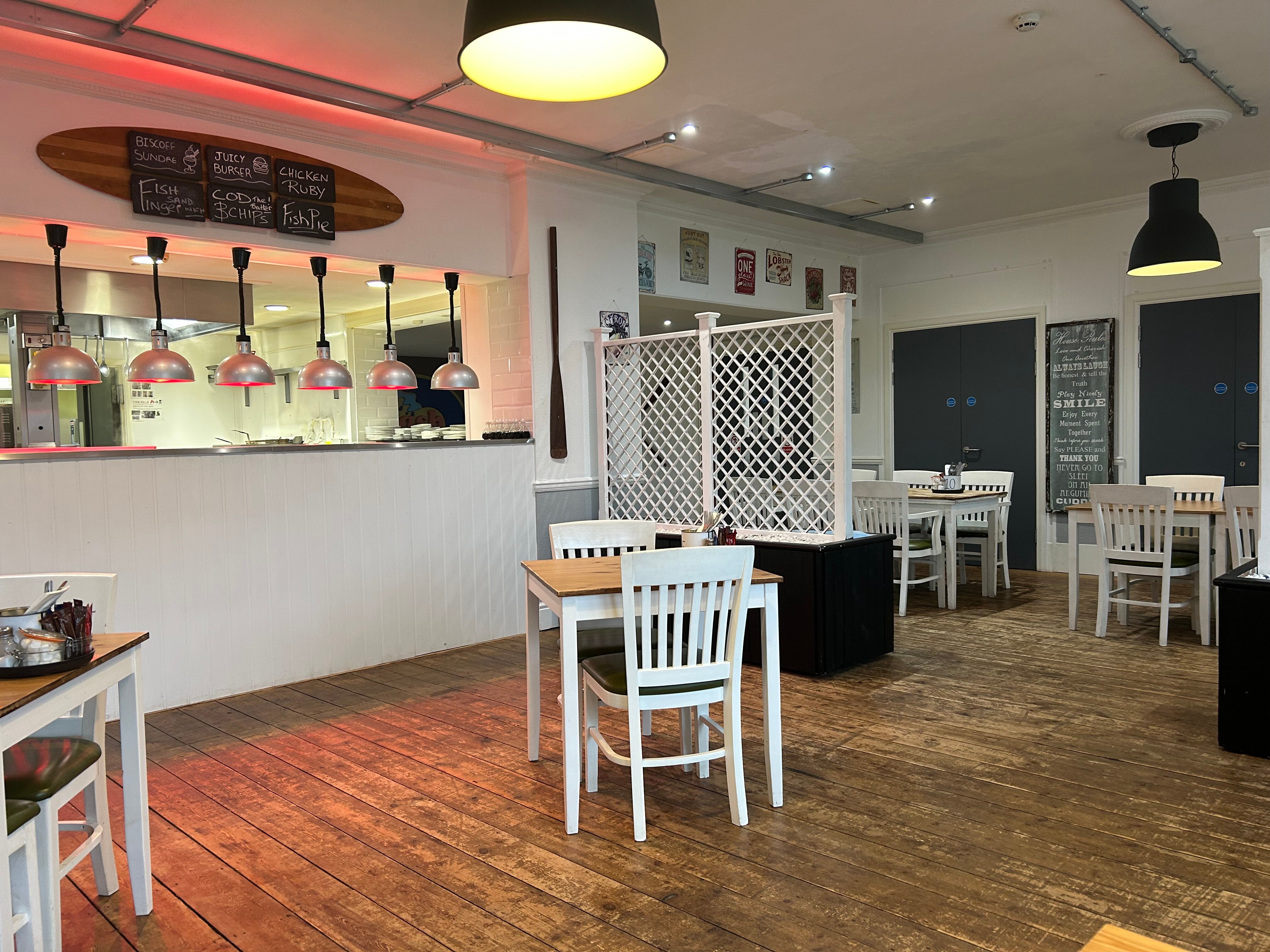 The Beach Hotel-官方