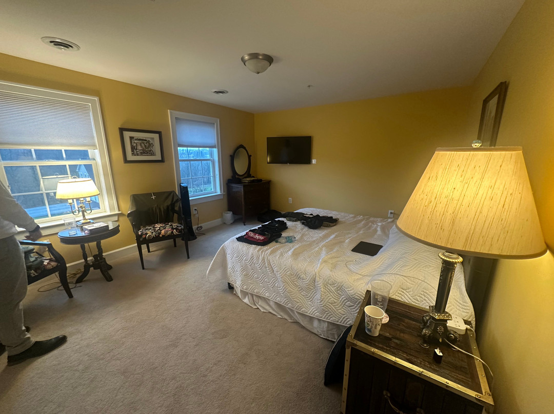 Apple Pony Inn主图