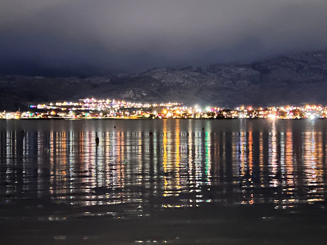 Osoyoos Lake-奥索尤斯必去景点