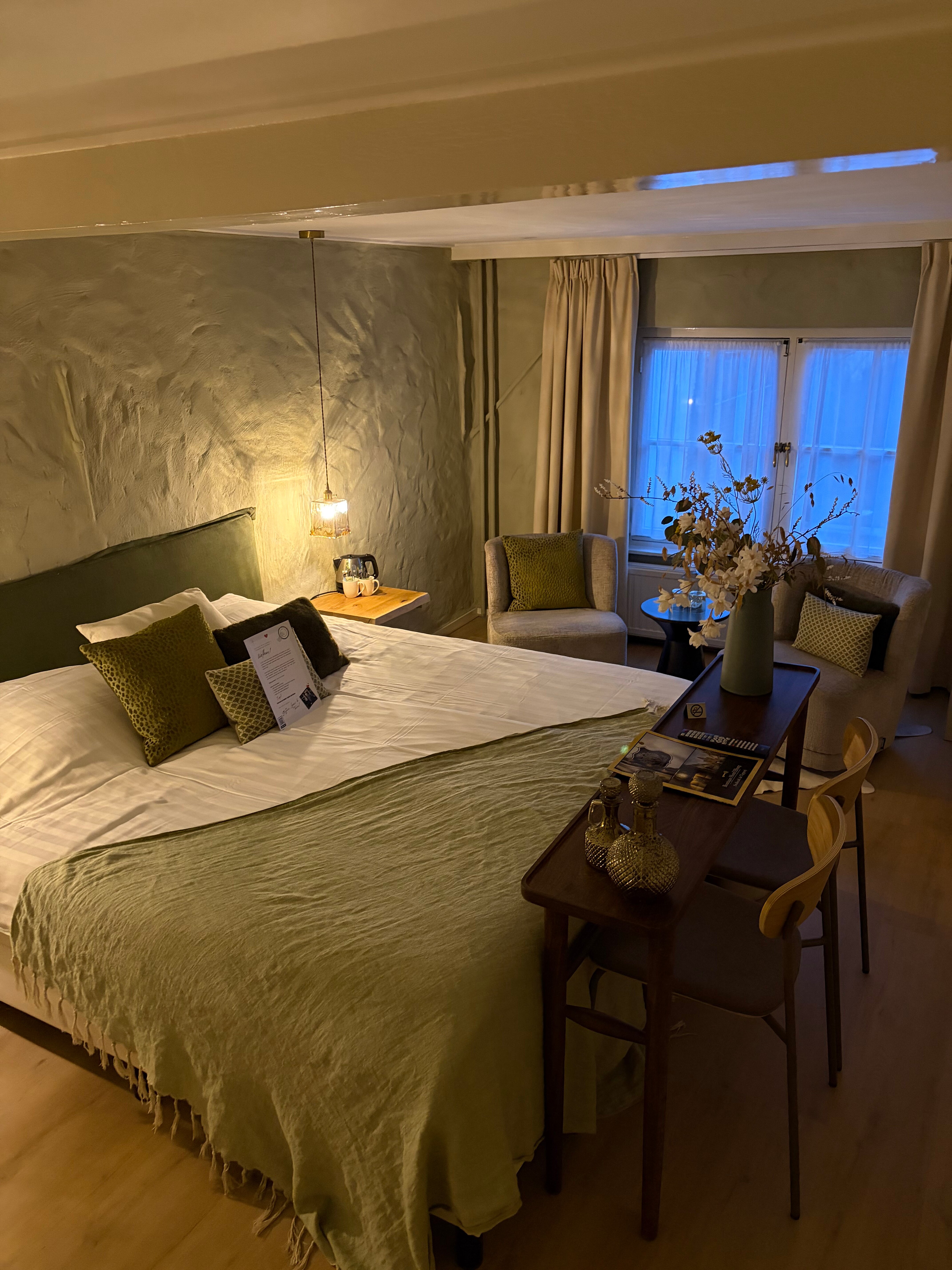 Boutique Hotel Elburg Met Tapperij-官方