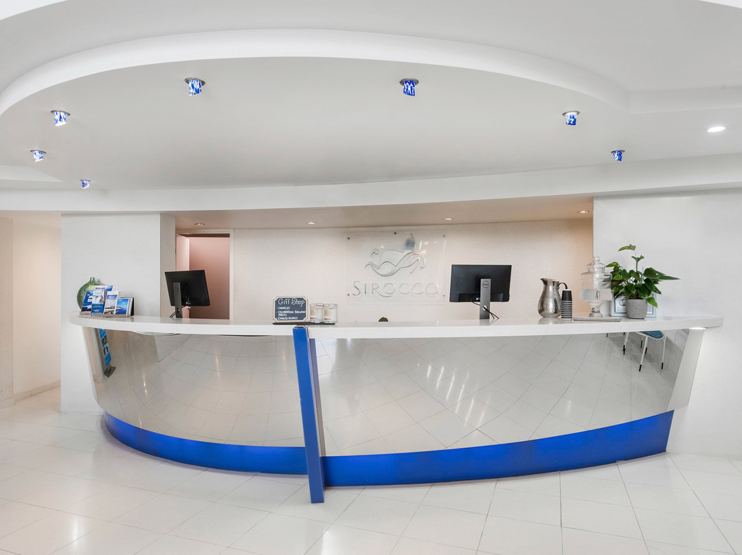 西罗科曼特拉酒店