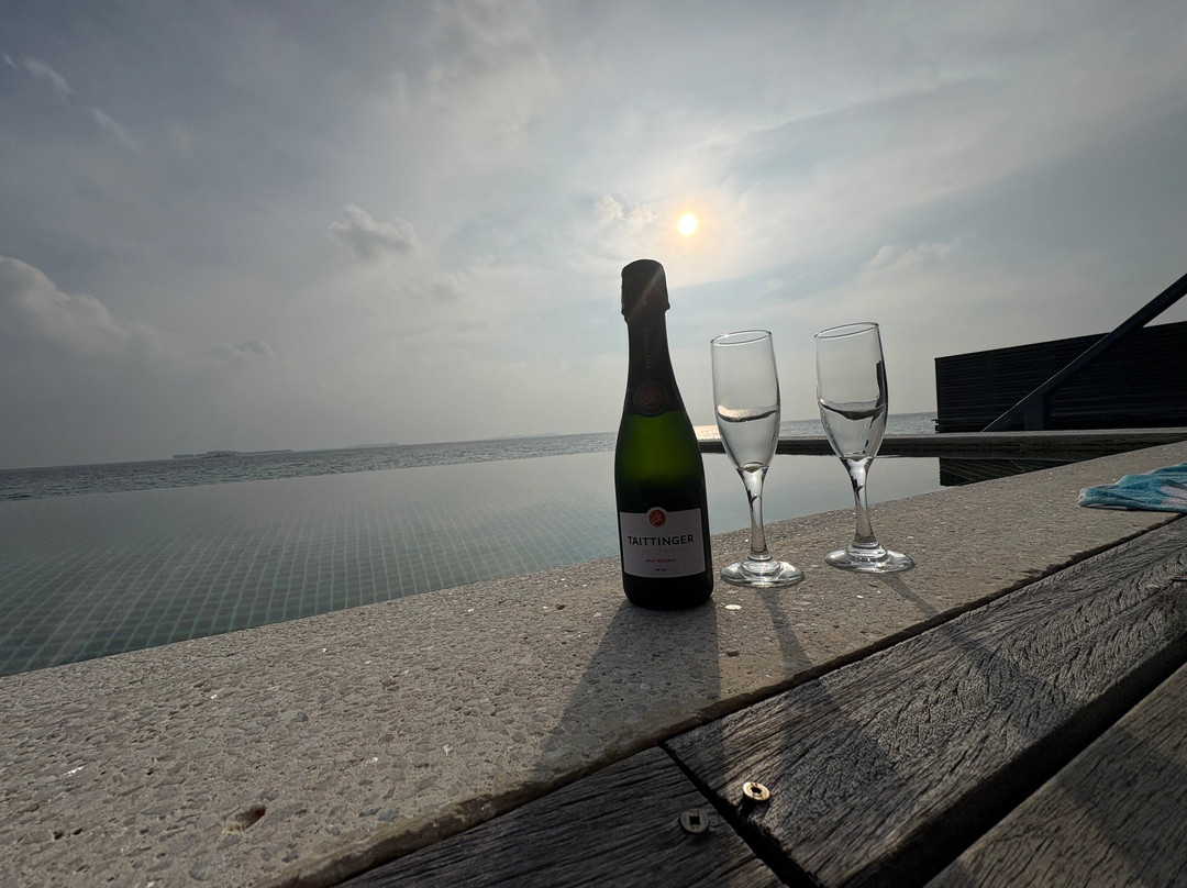 胡拉瓦尔西岛度假村主图