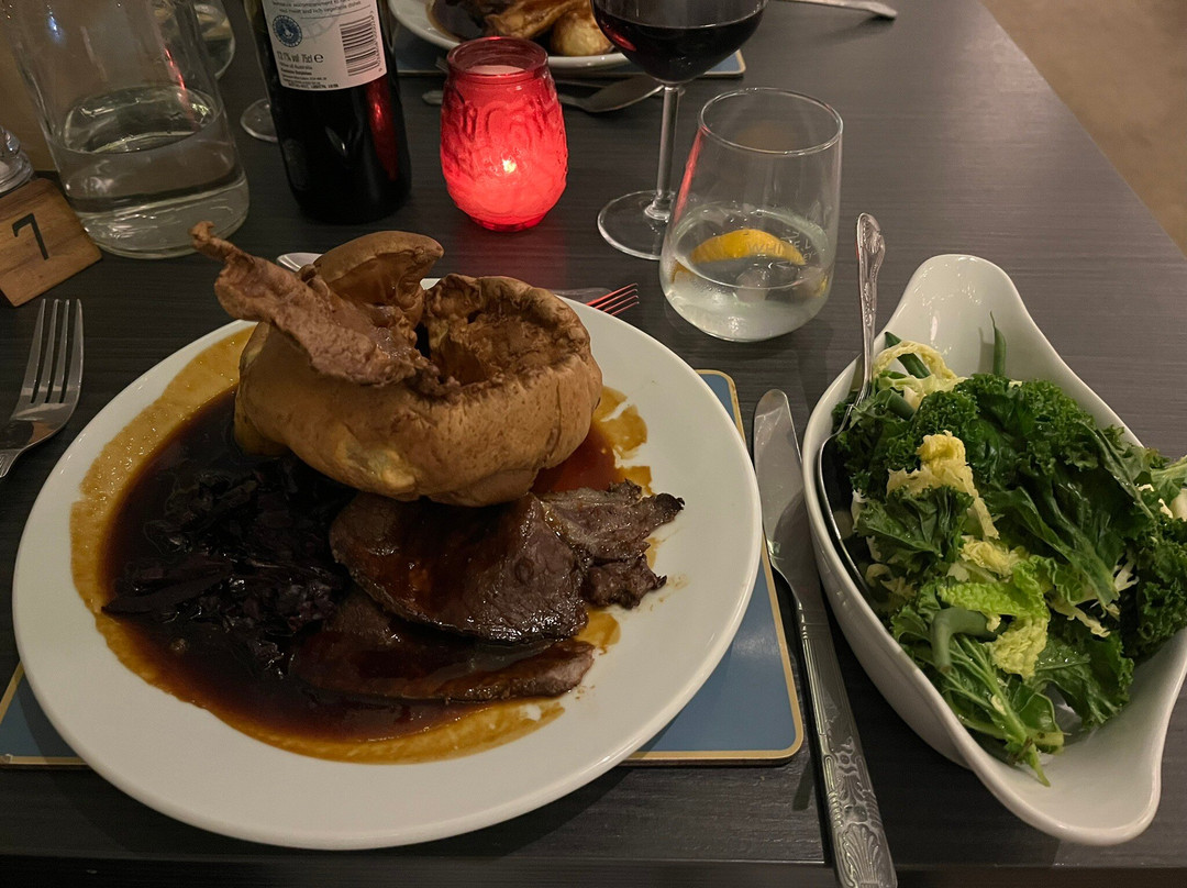 White Lodge Hotel主图