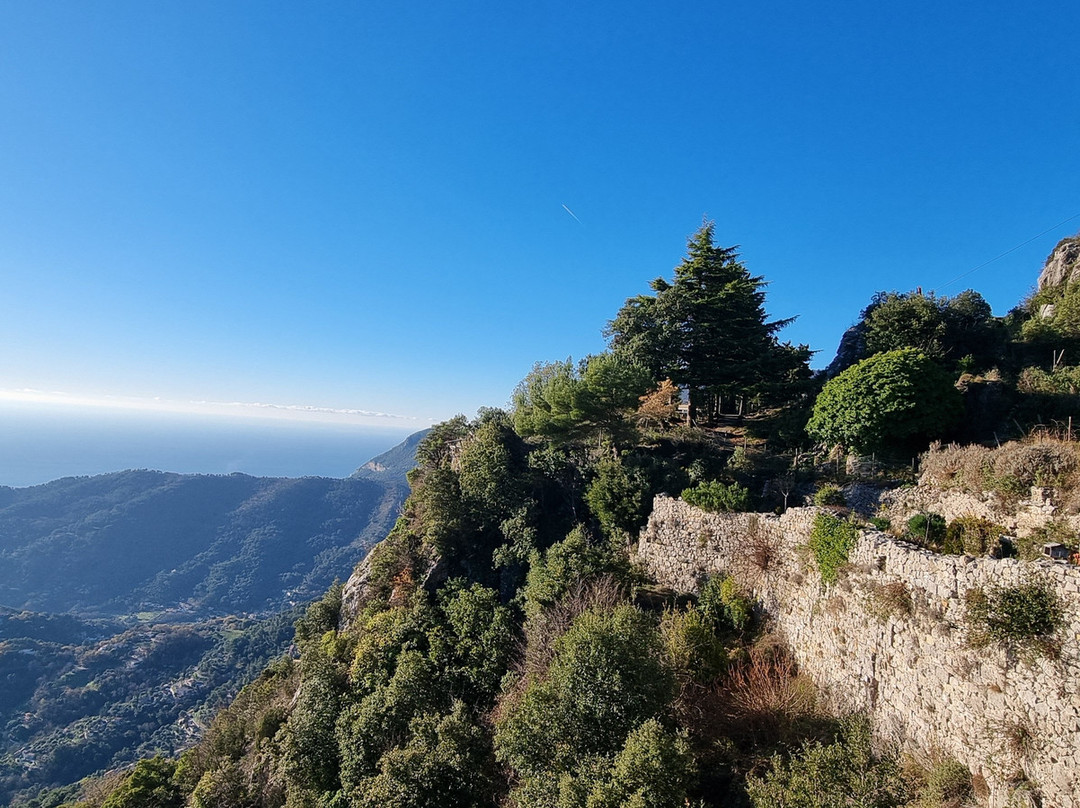 Chateau Et Jardin Medieval-Sainte-Agnes必去景点