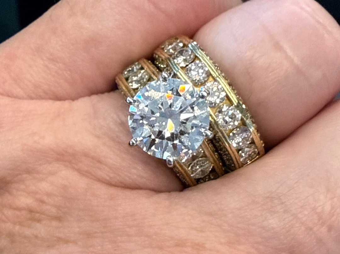 Imperial Dynasty Jewelers-夏洛特阿马利亚必去景点