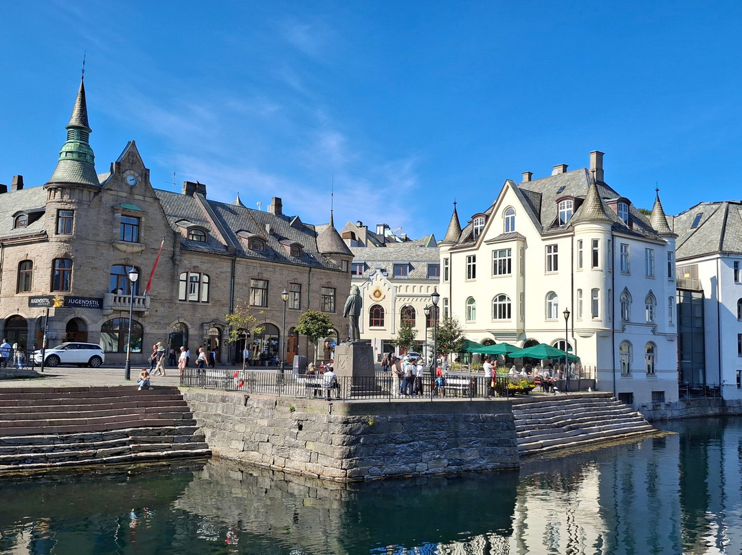 Jugendstilsenteret og KUBE-奥勒松必去景点