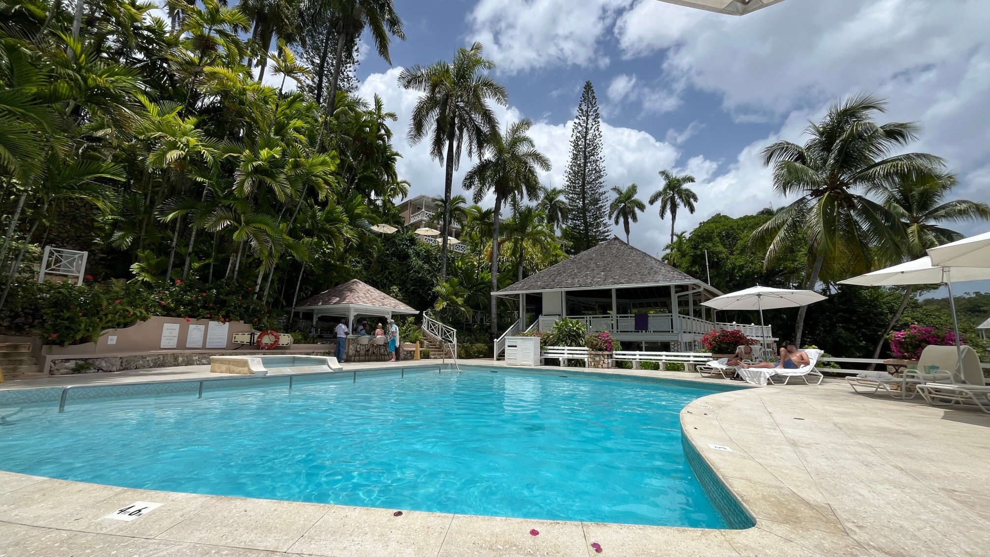 Couples Sans Souci-泳池