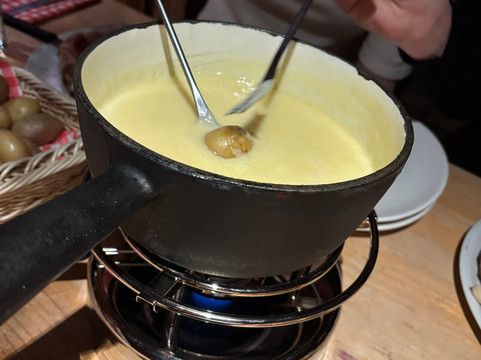 林泽霍恩水疗及健康酒店主图