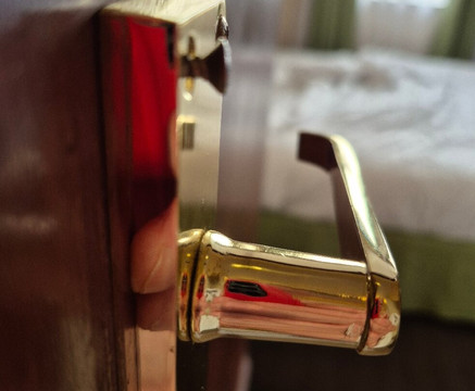 维多利亚套房酒店主图