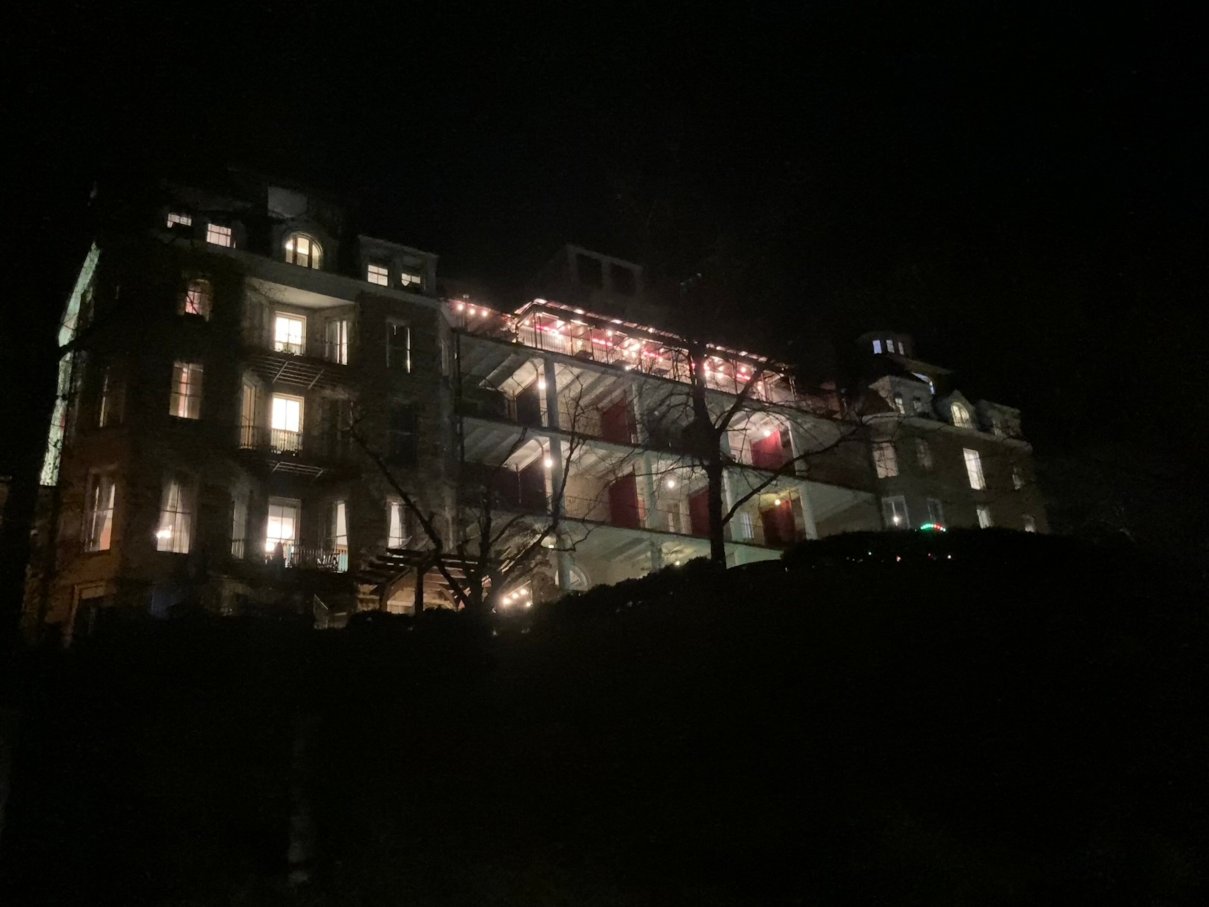 1886年新月水疗酒店-官方