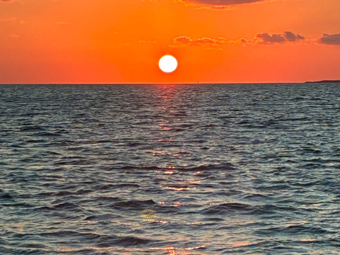 Islander Girl Snorkel &Tours-Tavernier必去景点