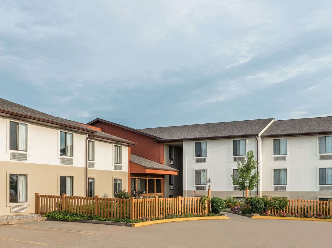 哥伦比亚克拉克巷温德姆速8酒店